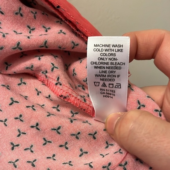 Maurices Coral Patterned light weight Blazer size large - Picture 4 of 10